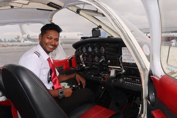 Learn How To Become A Private Pilot In 14 Days - Jiva Ananthan