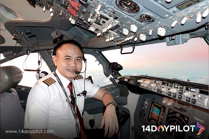 Capt Gema Goeyardi is 14DAYPILOT FAA Gold Seal CFI